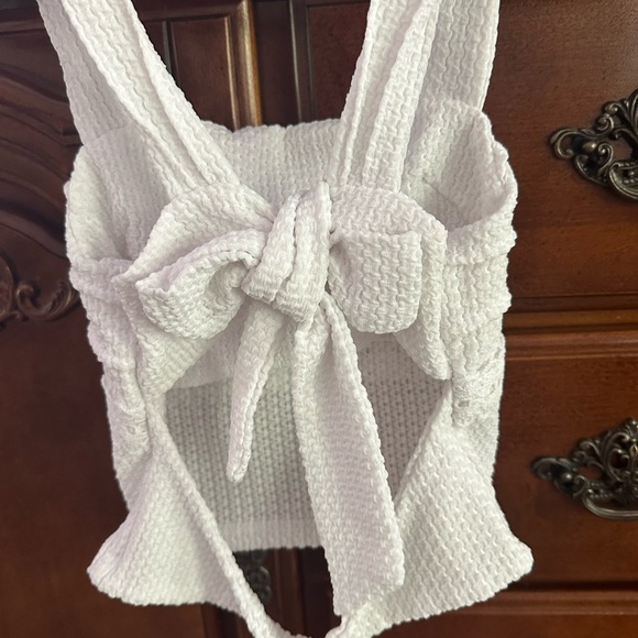 Cute white summer crop top. Never worn. XS - Picture 7 of 7